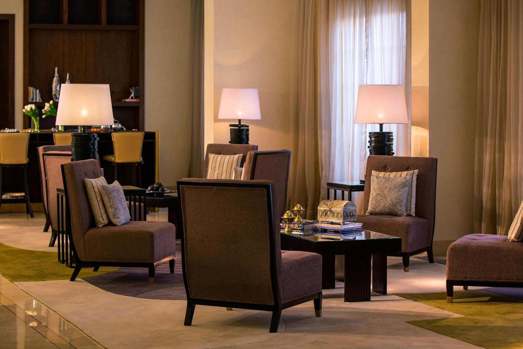 Renaissance Cairo Mirage City Hotel Zewnętrze zdjęcie The lounge at the Four Seasons Hotel, Cairo