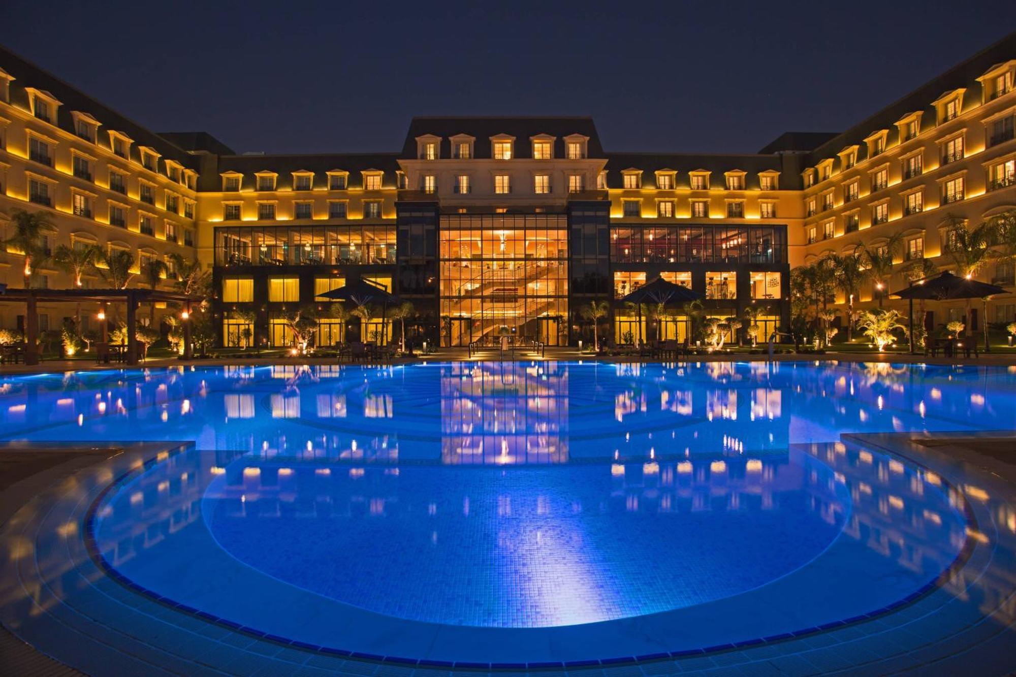Renaissance Cairo Mirage City Hotel Zewnętrze zdjęcie The pool at the Mandarin Oriental, Sanya